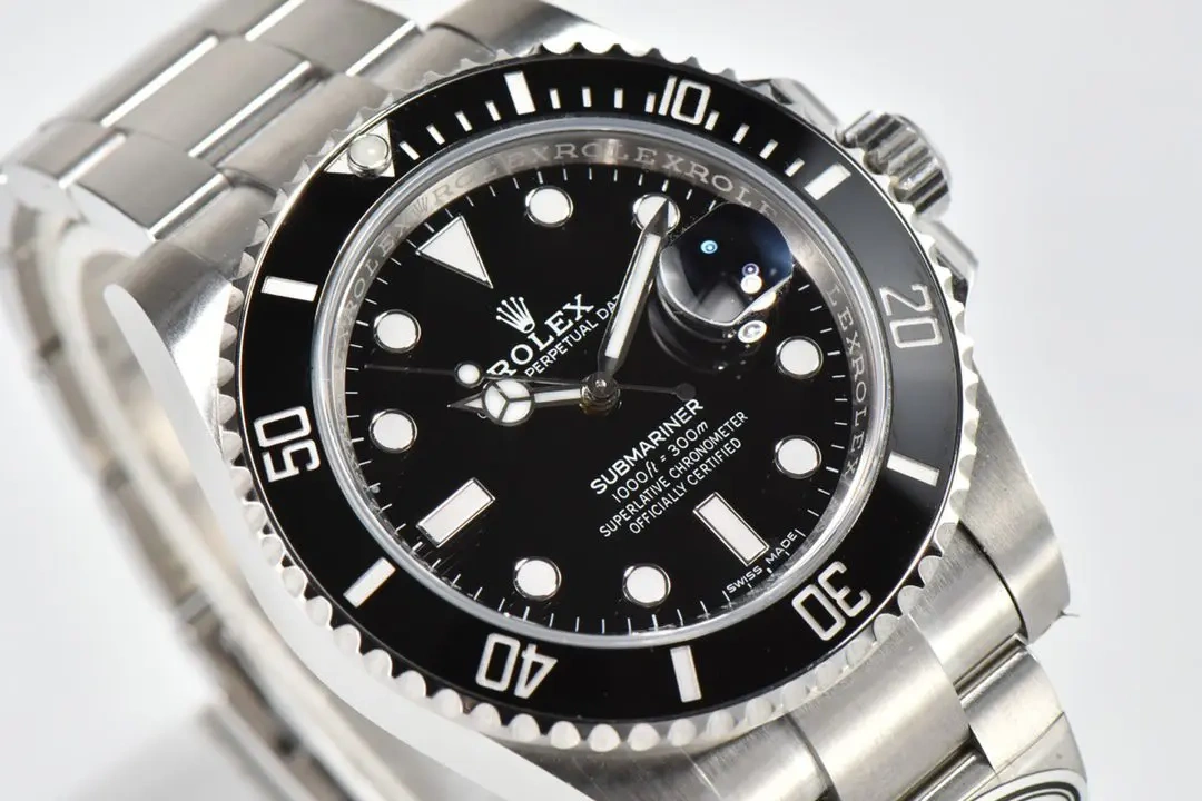 Rolex Submariner — a closer view of the bezel and dial