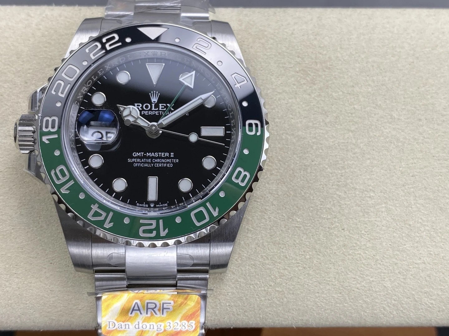ROLEX GMT-MASTER II OYSTER, 40 MM, OYSTERSTEEL WATCH 126720VTNR